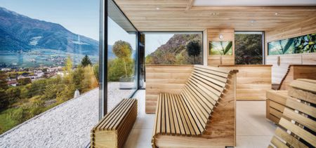 Wellnesshotel Preidlhof - Olive Herb panoramic sauna