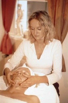 Hotel Bavaria Bad Reichenhall - Gesichtsmassage